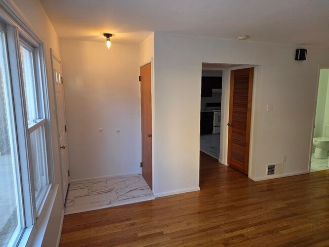 Building Photo - For Rent