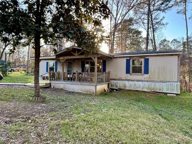 Building Photo - 111 Lakeside Woods Dr