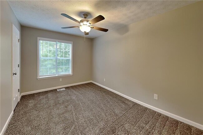 Building Photo - 1364 Towne Harbor Trail