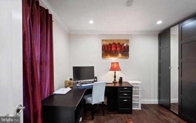 Building Photo - 11611 Vale Rd