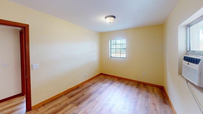 Building Photo - 118 Bellamy Cir