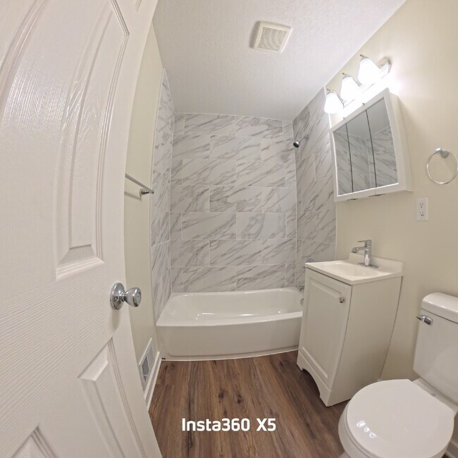 Building Photo - 6165 E Boston St