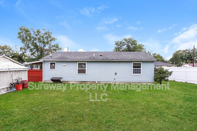 Building Photo - 408 Rosewood Ave