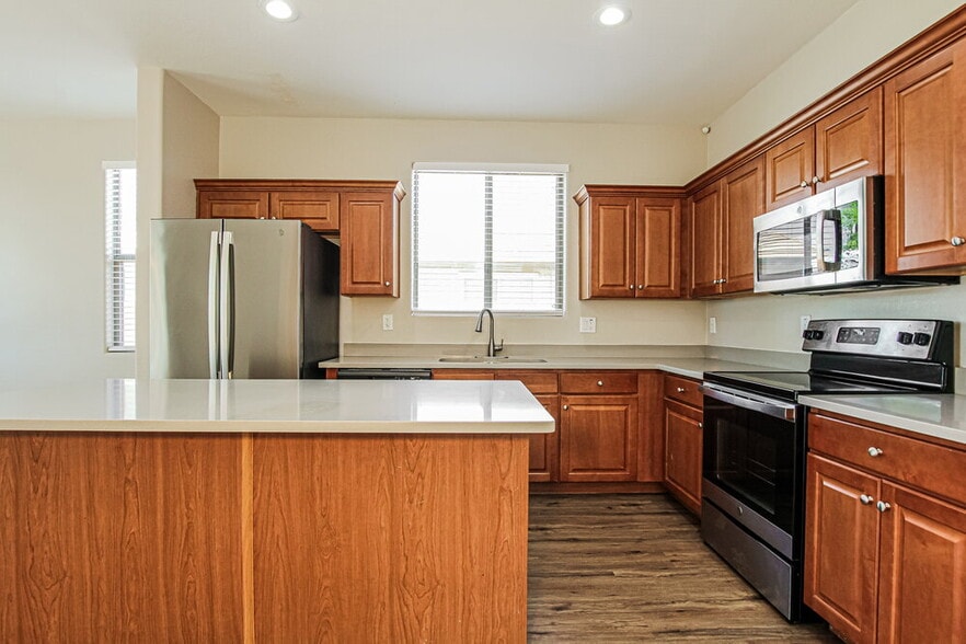 Building Photo - 9090 S 258th Ln