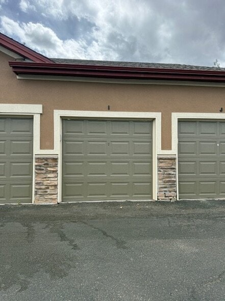 Building Photo - 15195 E 16th Pl