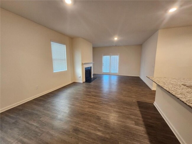 Building Photo - 5381 Aster Pl