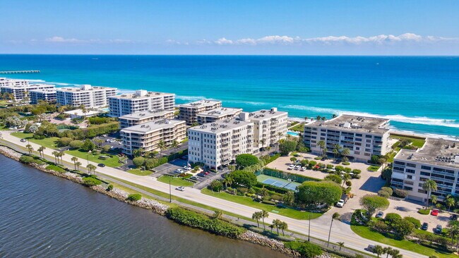 Primary Photo - 3230 S Ocean Blvd