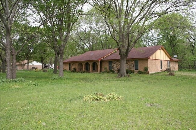 Building Photo - 2107 Forest Grove Estates Rd