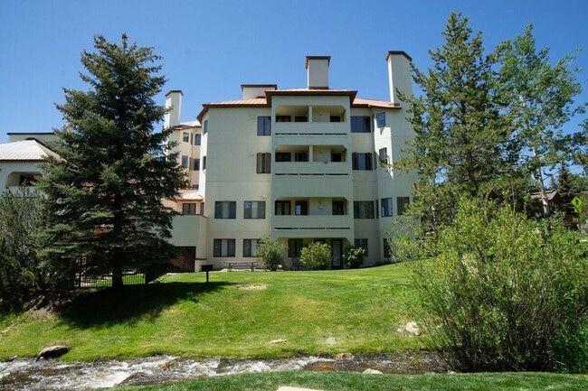 Building Photo - 2755 Waterstone Ln
