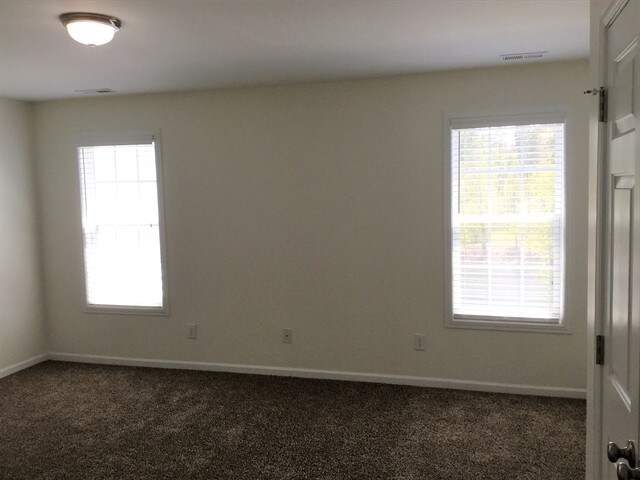 Building Photo - 3912 Carolina Cherry Dr