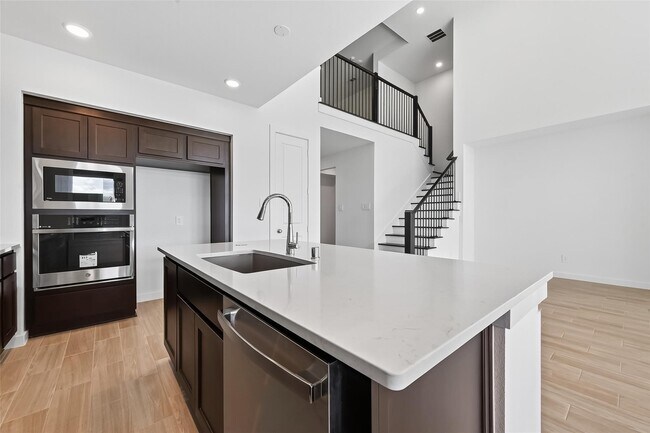 Building Photo - 3222 Kindred Wy