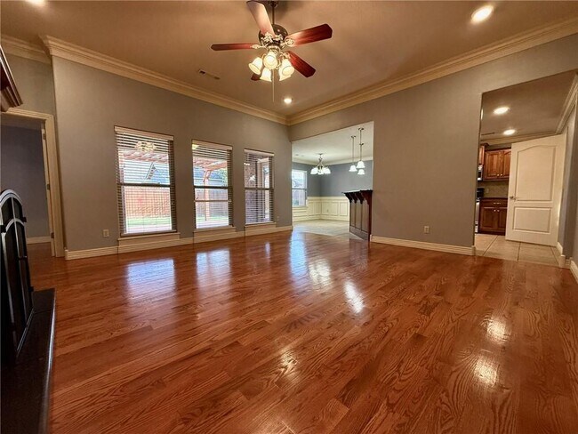 Building Photo - 1271 Coventry Ln