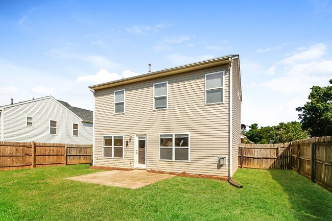 Building Photo - 734 Aberdeen Glen Pl