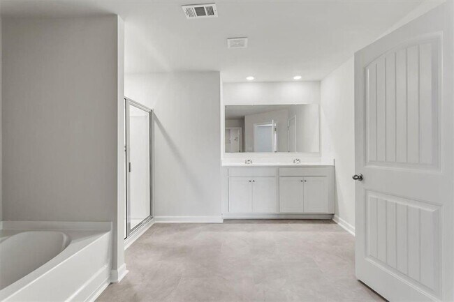 Building Photo - 5133 Tulip Sq