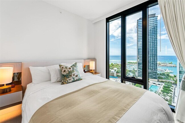 Building Photo - Luxury 2-Bedroom Rental at A‘ali‘i – Ocean Views & High-End Comfort