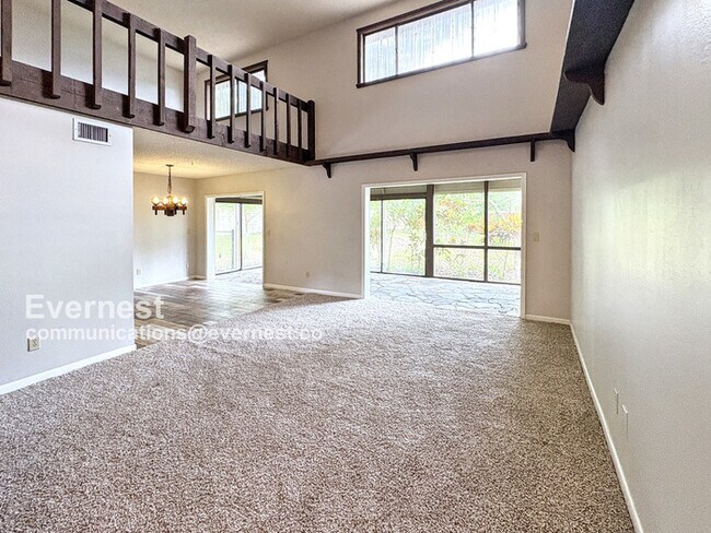 Building Photo - 14714 Oak Vine Dr