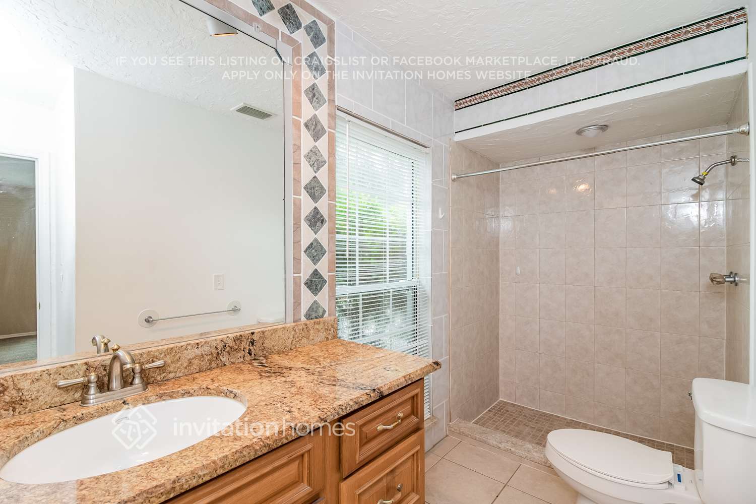 Building Photo - 1007 Ell Way