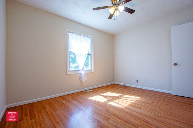 Building Photo - 6423 Vane St