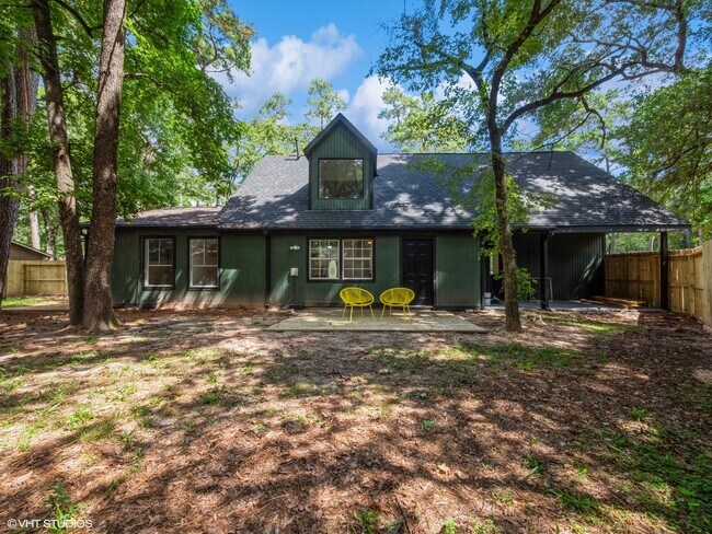 Building Photo - 1320 E Red Cedar Cir