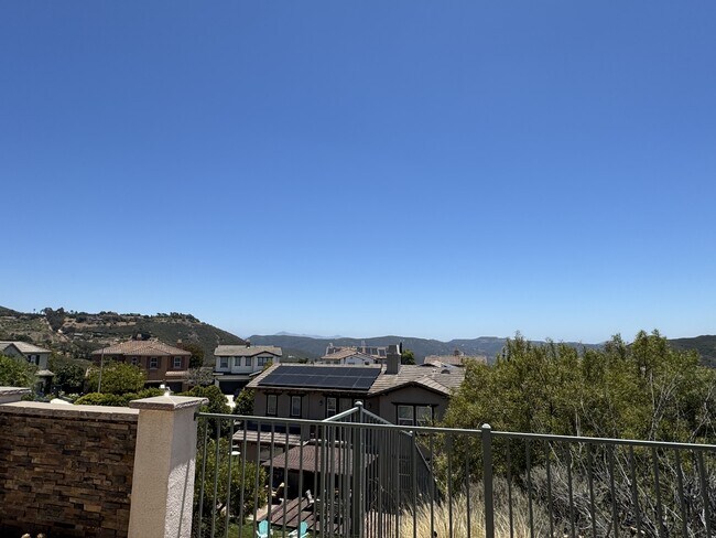 Building Photo - 851 Antilla Way