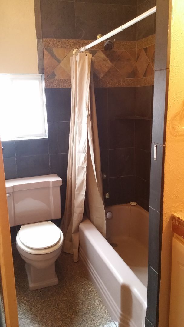 Building Photo - Private Oasis Near Downtown CS!!