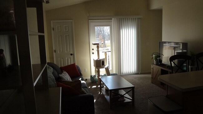 Building Photo - Great One Bedroom near Provo Rec Center, U...