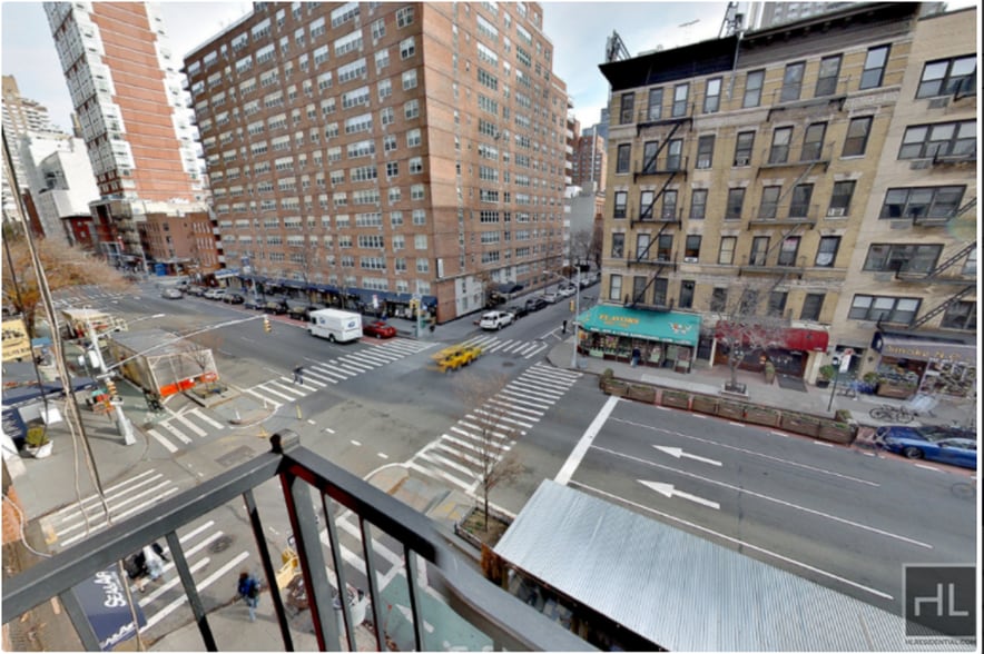 Building Photo - 1ST AVE.