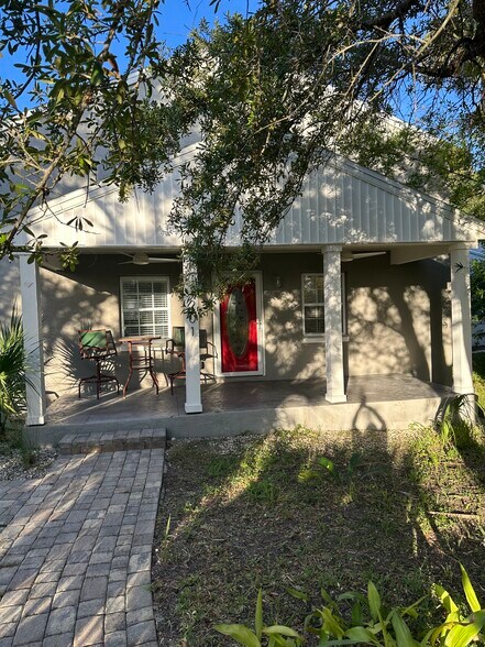 Building Photo - 1201 S Flagler Ave