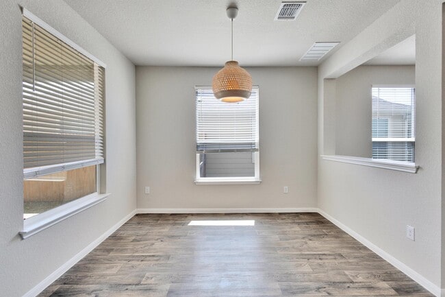 Building Photo - 2014 Arborside Dr