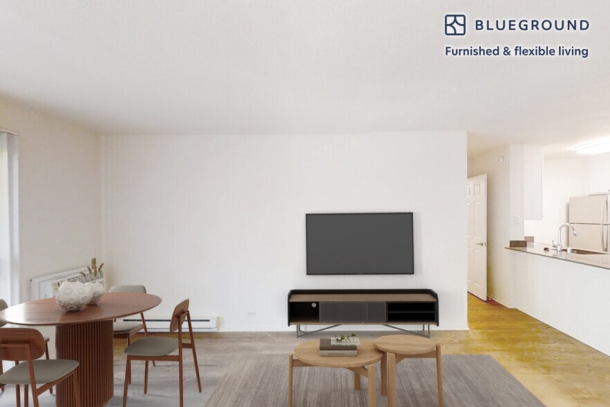 Building Photo - 333 1st St