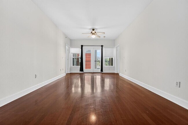 Building Photo - 1901 Crossing Pl