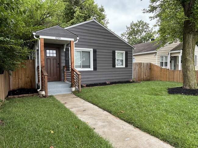 Building Photo - 4249 Ralston Ave