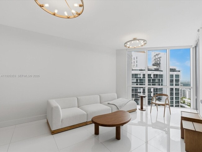 Building Photo - 18201 Collins Ave