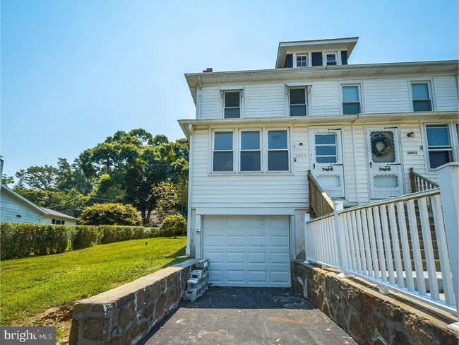 Primary Photo - 3804 Louanna Ave