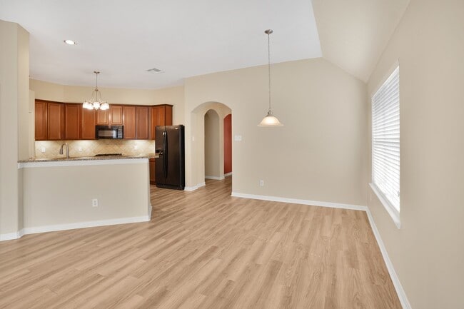 Building Photo - 21558 Duke Alexander Dr