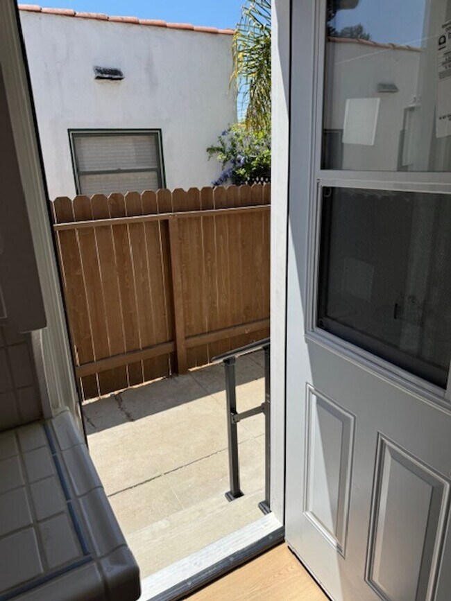 Building Photo - Classic Spanish Revival in California Heig...