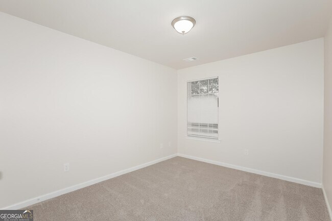 Building Photo - 4709 Autumn Rose Trail