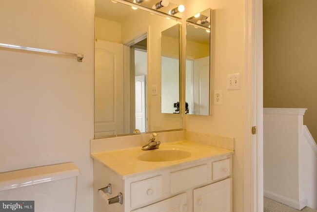 Building Photo - 13129 Park Crescent Cir