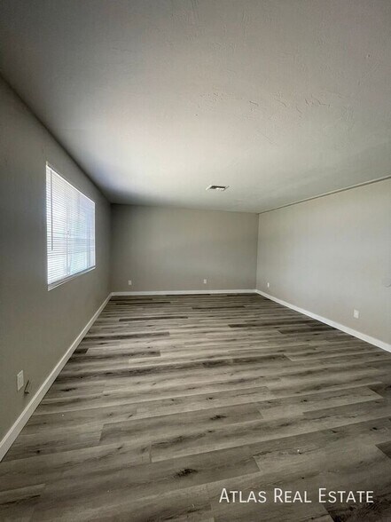 Building Photo - 13641 N 36th St