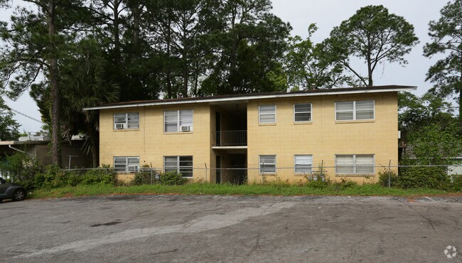 Building Photo - 107 Lincoln St