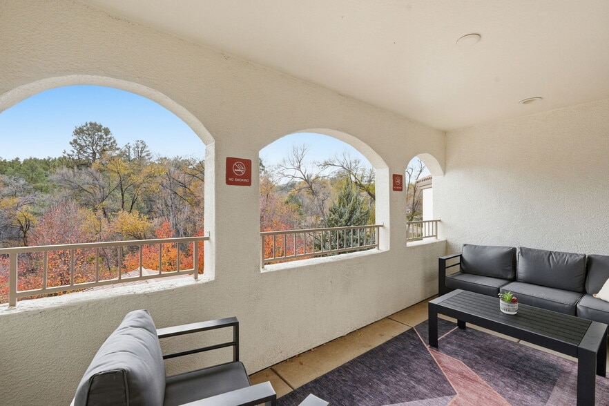 Building Photo - Granite Creek Apartments