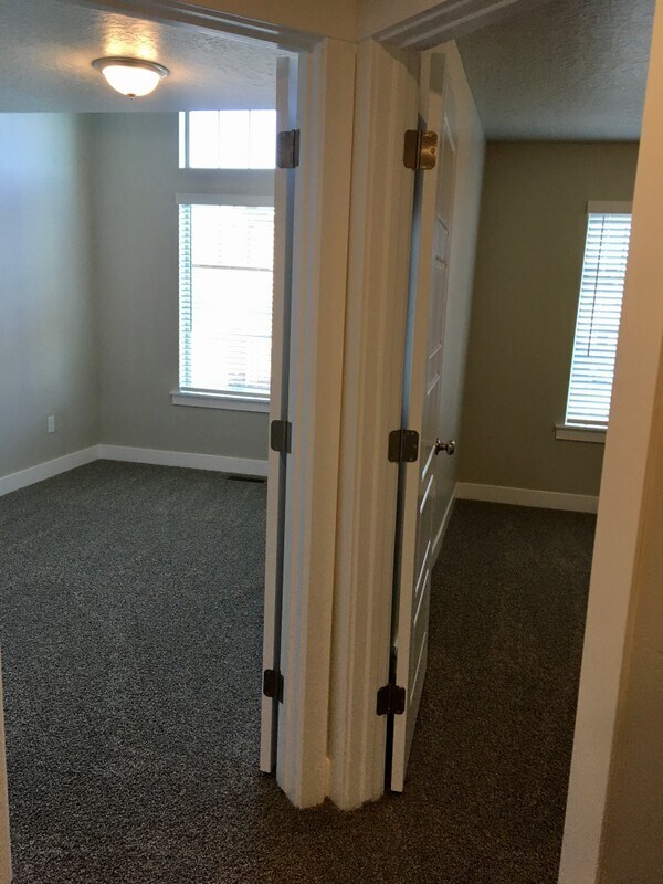 Building Photo - 10459 Sage Vista Way