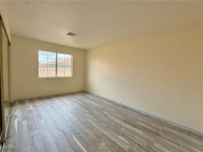 Building Photo - 8410 Eldora Ave