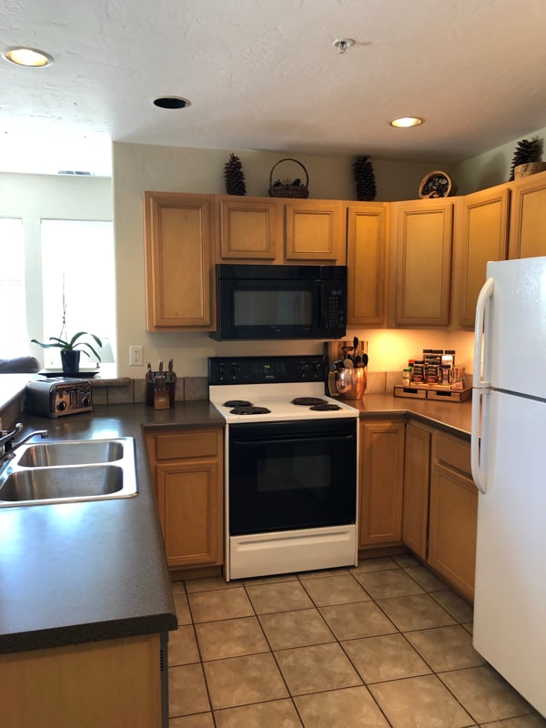 Building Photo - 2701 Midland Ave