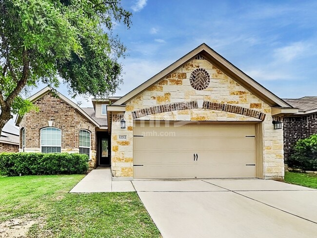 Building Photo - 12712 Shoreline Dr