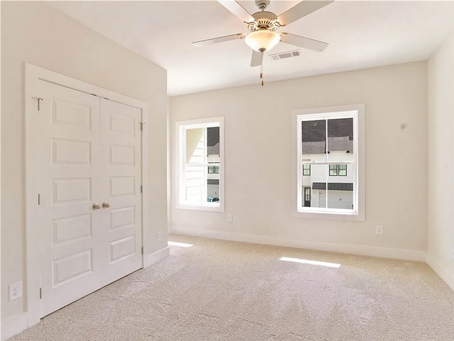 Building Photo - Owen's Crossing Townhome