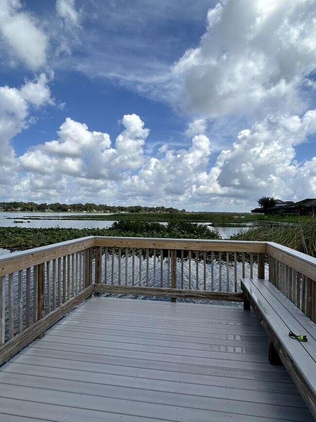 Building Photo - 1035 Oak Hammock