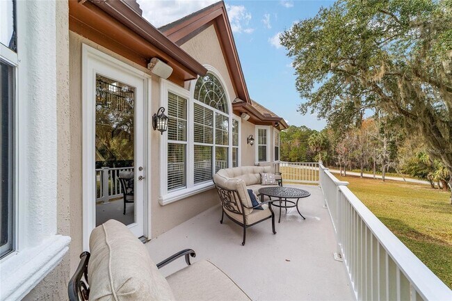 Building Photo - 1706 SW 27th St