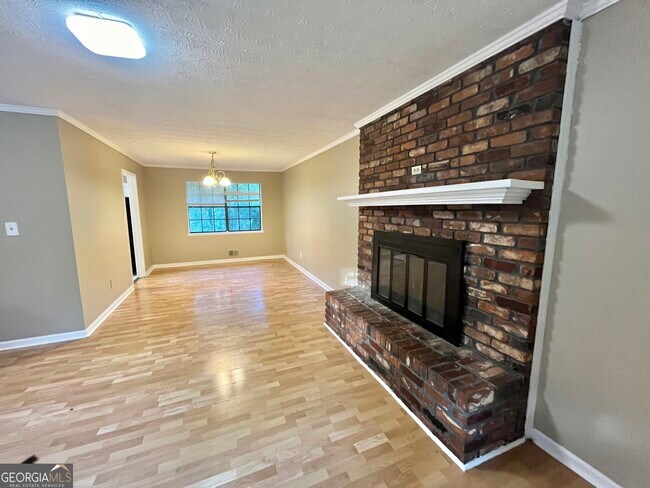 Building Photo - 152 Rountree Rd
