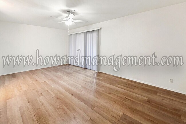 Building Photo - LAKE VIEW in LA! Majestic townhouse with high ceilings, three patios and lake view!